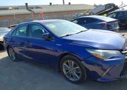 2015 TOYOTA CAMRY HYBRID SE
