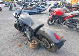 2016 VICTORY MOTORCYCLES GUNNER