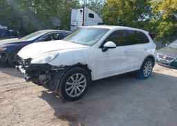 2013 PORSCHE CAYENNE