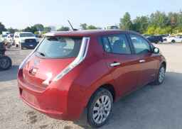 2015 NISSAN LEAF S