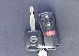 2009 NISSAN VERSA 1.8S