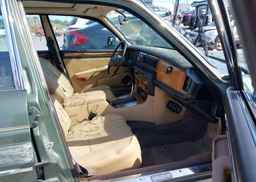 1986 JAGUAR XJ6 SOVEREIGN