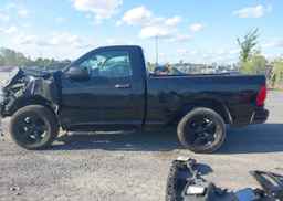 2016 RAM 1500 ST