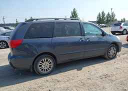 2009 TOYOTA SIENNA LE