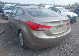 2013 HYUNDAI ELANTRA