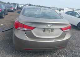 2013 HYUNDAI ELANTRA