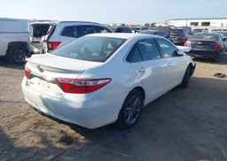 2015 TOYOTA CAMRY SE