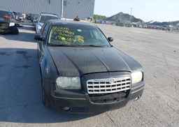 2005 CHRYSLER 300C