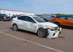 2012 MAZDA 3 S