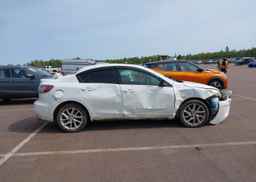 2012 MAZDA 3 S