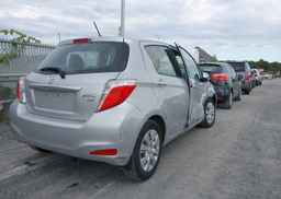 2014 TOYOTA YARIS