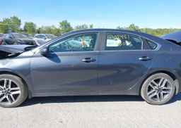 2023 KIA FORTE EX