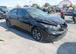 2024 KIA FORTE EX