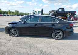 2024 KIA FORTE EX