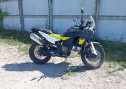 2023 HUSQVARNA NORDEN 901