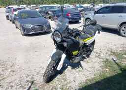 2023 HUSQVARNA NORDEN 901