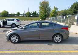 2012 HYUNDAI ELANTRA