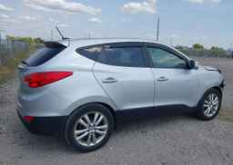 2011 HYUNDAI TUCSON GLS