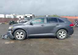 2011 TOYOTA VENZA