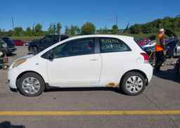 2010 TOYOTA YARIS CE