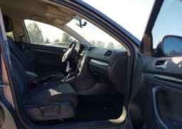 2014 VOLKSWAGEN GOLF 2.0 TDI COMFORTLINE