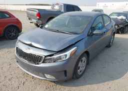 2017 KIA FORTE LX