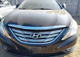 2012 HYUNDAI SONATA LIMITED