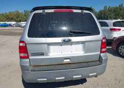 2010 FORD ESCAPE XLT AUTOMATIC