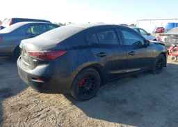 2017 MAZDA MAZDA3