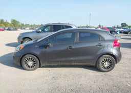 2013 KIA RIO LX