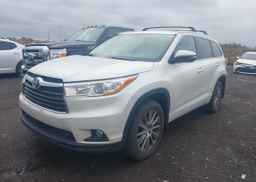 2015 TOYOTA highlander xle