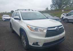 2015 TOYOTA highlander xle