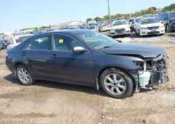 2011 TOYOTA CAMRY LE V6
