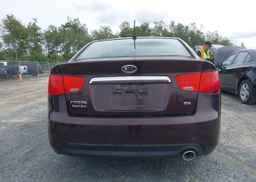 2011 KIA FORTE SX