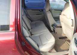 2003 VOLVO V70 2.4