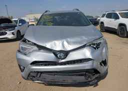 2018 TOYOTA RAV4 SE