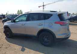 2018 TOYOTA RAV4 SE