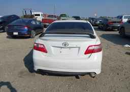 2008 TOYOTA CAMRY LE