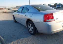 2010 DODGE CHARGER SXT