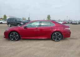 2018 TOYOTA CAMRY XSE