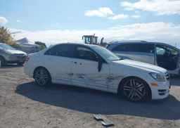2014 MERCEDES-BENZ C 300 4MATIC