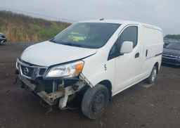 2017 NISSAN NV200
