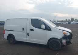 2017 NISSAN NV200