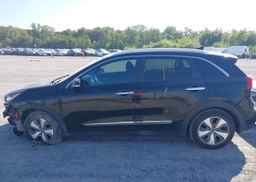 2019 KIA NIRO SX