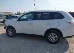 2015 MITSUBISHI OUTLANDER ES