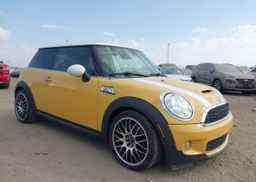 2009 MINI COOPER S