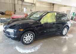 2013 PORSCHE CAYENNE