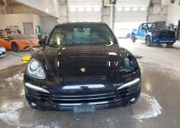2013 PORSCHE CAYENNE