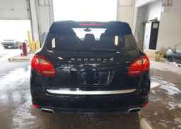 2013 PORSCHE CAYENNE