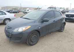 2013 MAZDA MAZDA2